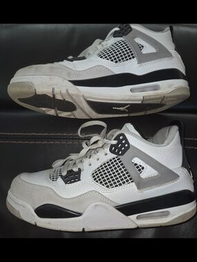 Jordan 4 Retro Military Black ( BIG KIDS, 7)  DH6927-111